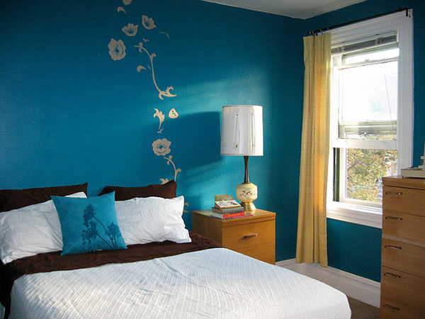 Bài trí phòng ngủ với gam màu xanh biển