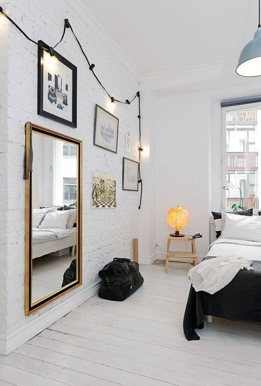 Thiết kế gương chiếu sáng cho phòng ngủ